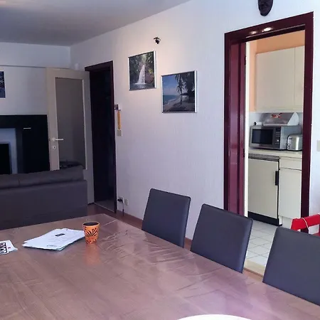 Spacieux Au Coin De La Appartement *